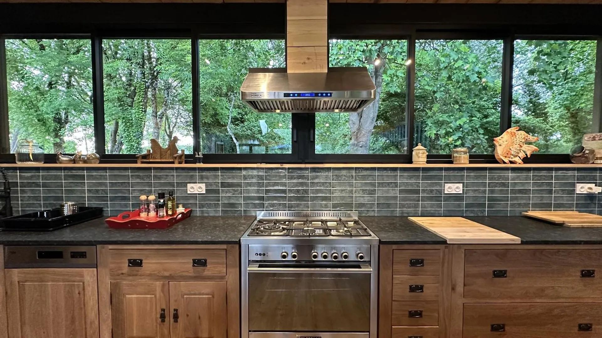 Holiday home Chez Babeth Maison Atypique En Conteneurs Pour 10 Personnes Sizun France