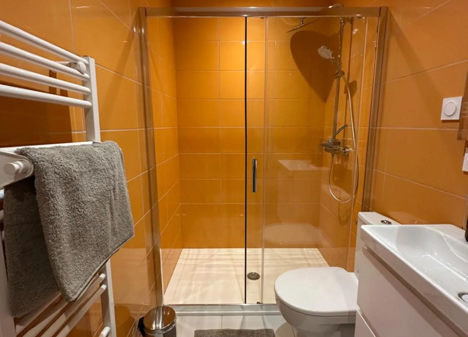 Holiday home Chez Babeth Maison Atypique En Conteneurs Pour 10 Personnes Sizun France