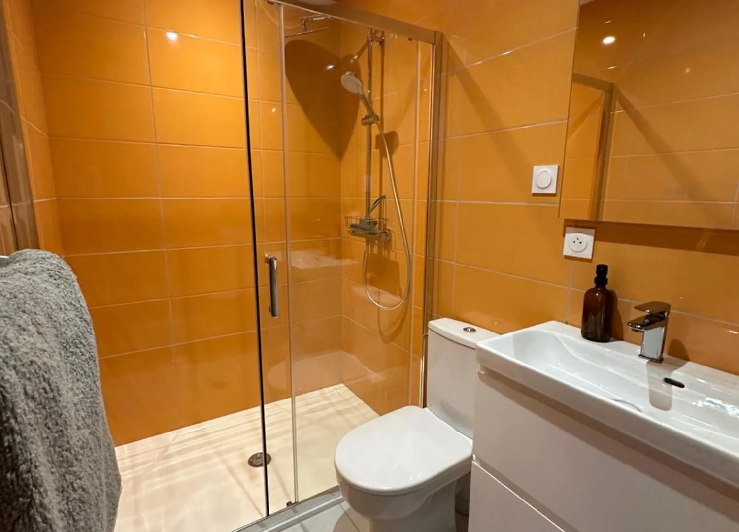 Chez Babeth Maison Atypique En Conteneurs Pour 10 Personnes Sizun 0*,  France