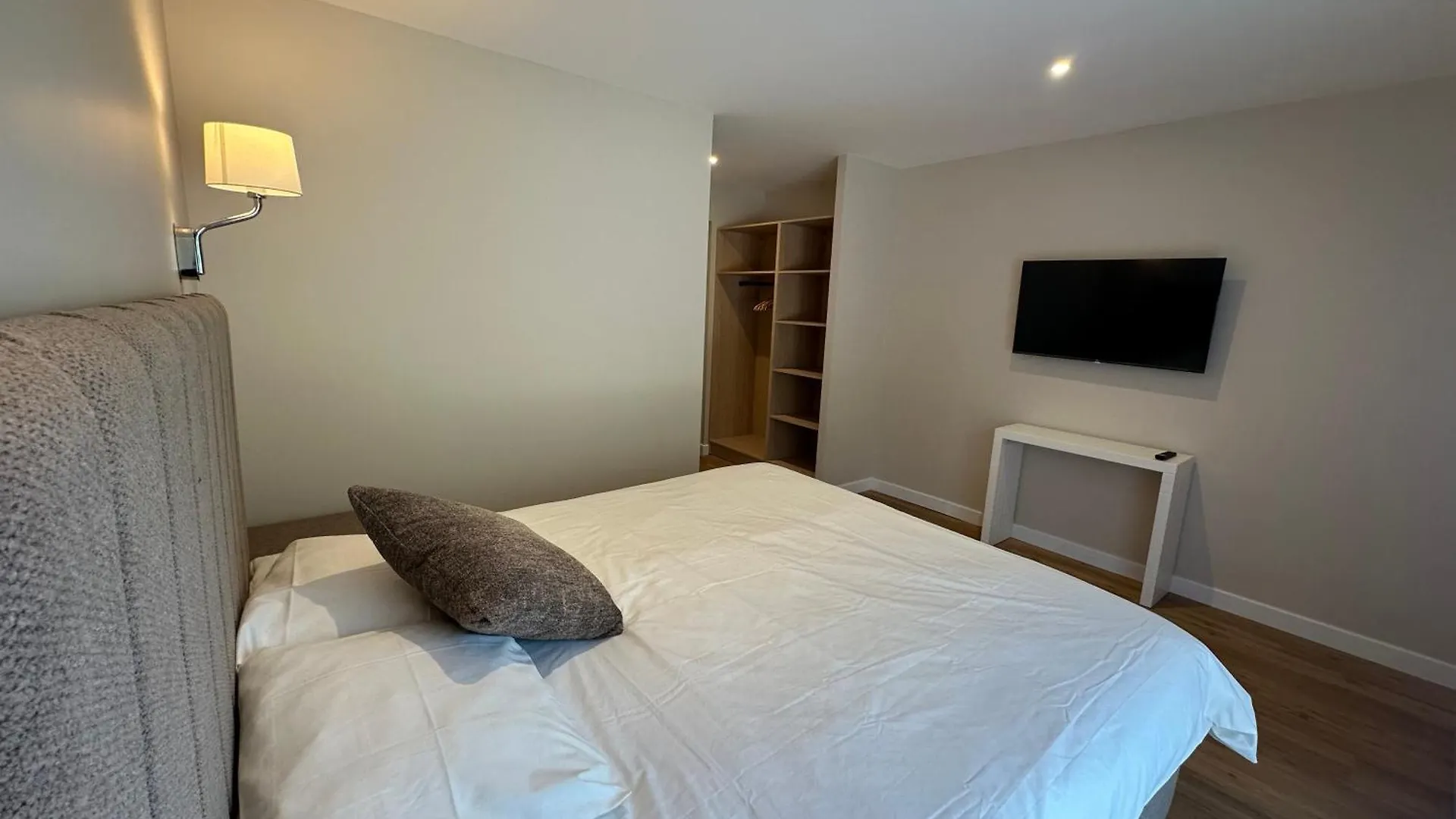 Chez Babeth Maison Atypique En Conteneurs Pour 10 Personnes Sizun 0*,  France
