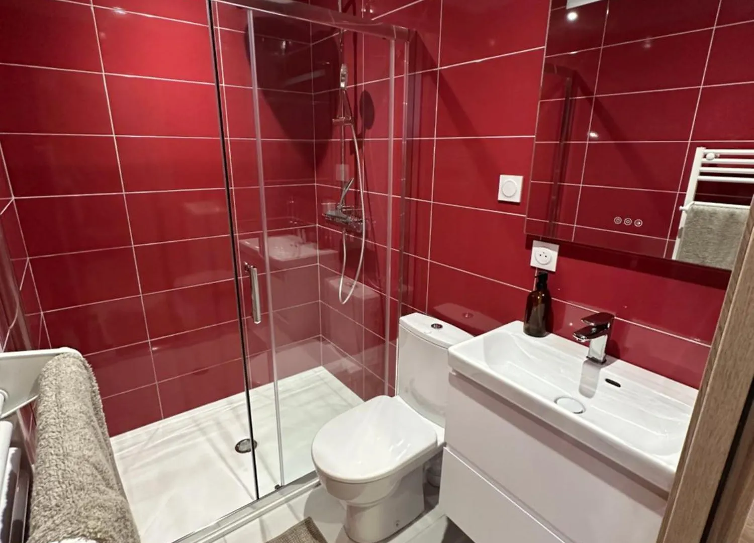 Holiday home Chez Babeth Maison Atypique En Conteneurs Pour 10 Personnes Sizun France